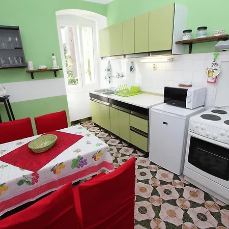 Santin Apartament *